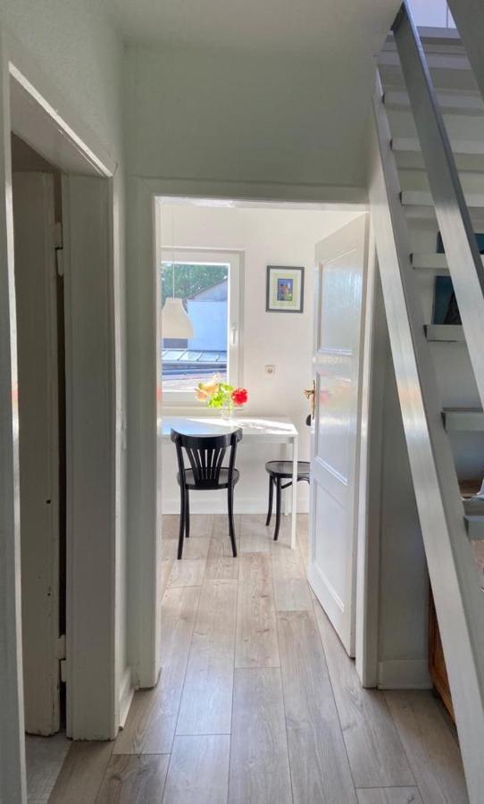 Privates Appartment Ferienwohnung Im Einfamilienhaus Дюселдорф Екстериор снимка